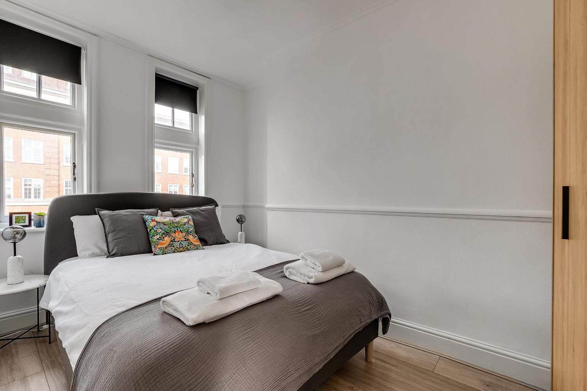 Lovely Kensington Apartments ลอนดอน ภายนอก รูปภาพ