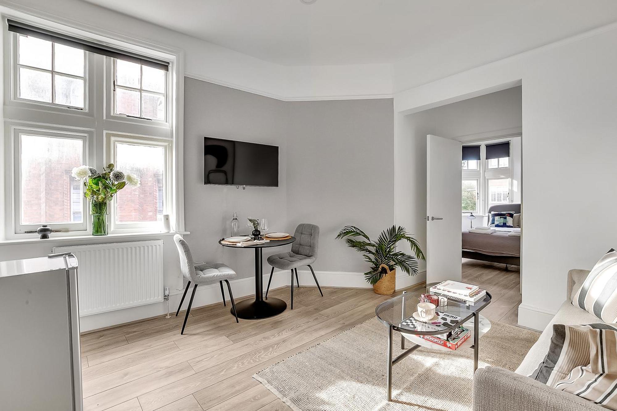 Lovely Kensington Apartments ลอนดอน ภายนอก รูปภาพ