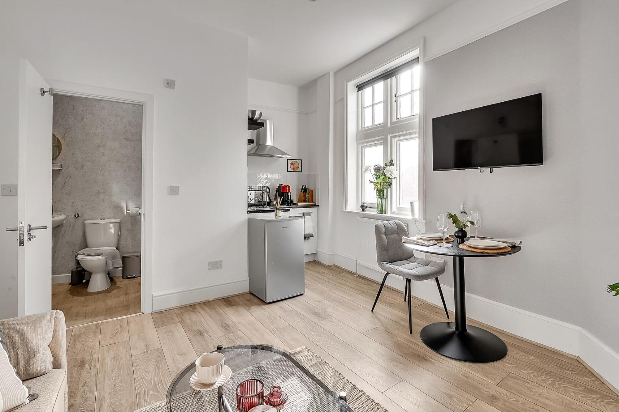 Lovely Kensington Apartments ลอนดอน ภายนอก รูปภาพ