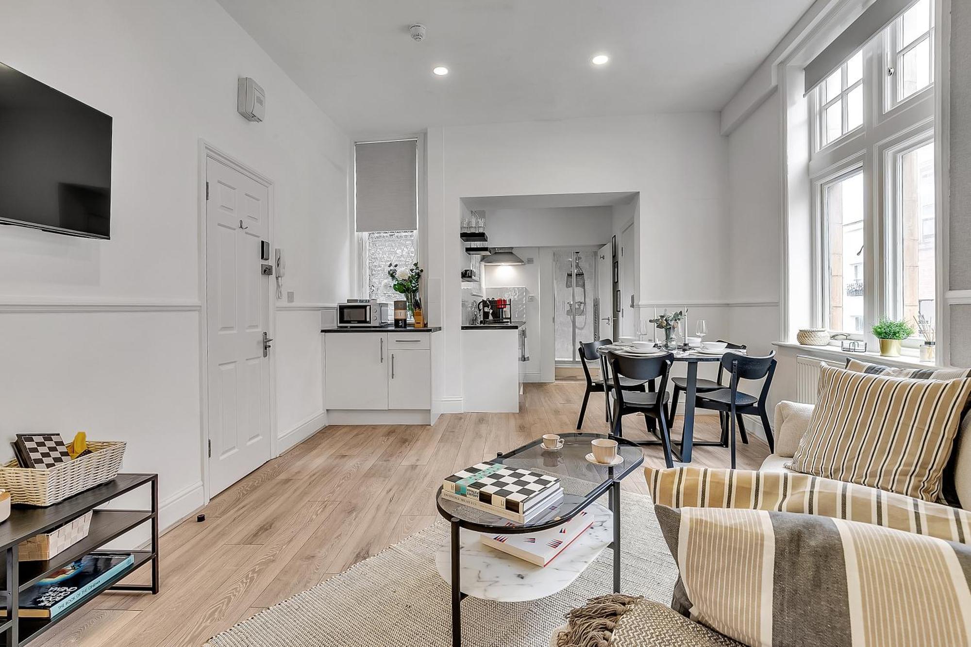 Lovely Kensington Apartments ลอนดอน ภายนอก รูปภาพ
