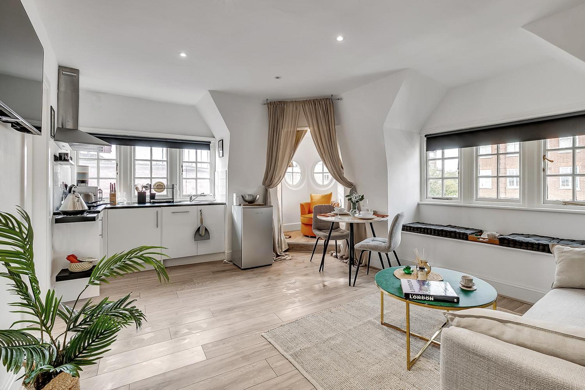 Lovely Kensington Apartments ลอนดอน ภายนอก รูปภาพ