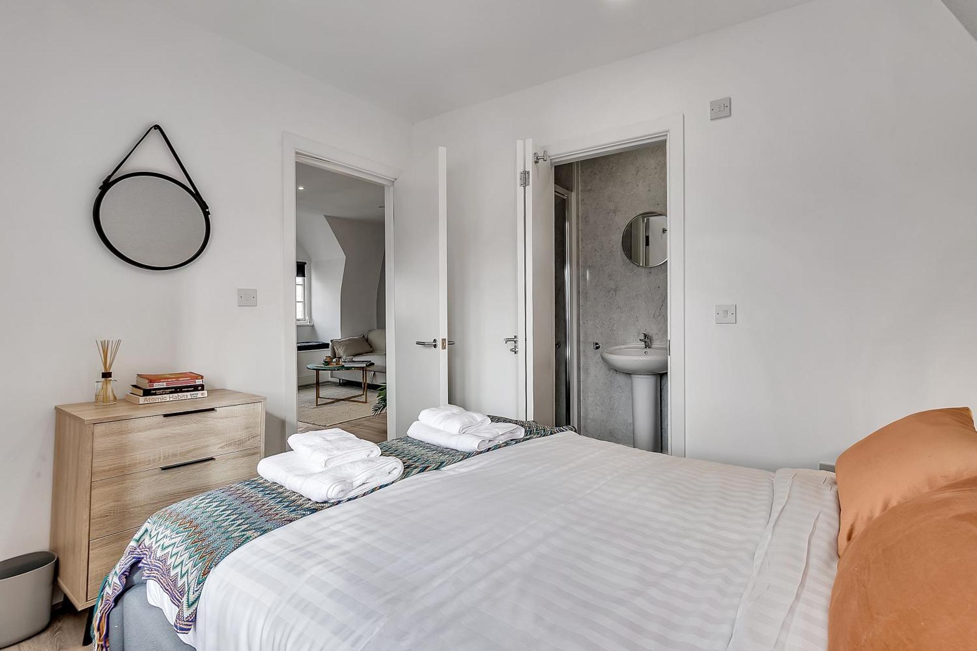 Lovely Kensington Apartments ลอนดอน ภายนอก รูปภาพ