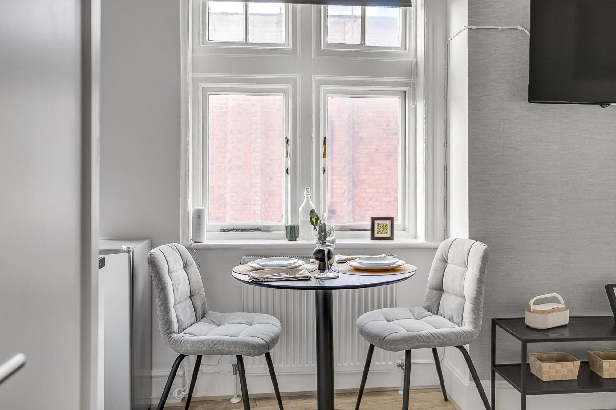 Lovely Kensington Apartments ลอนดอน ห้อง รูปภาพ