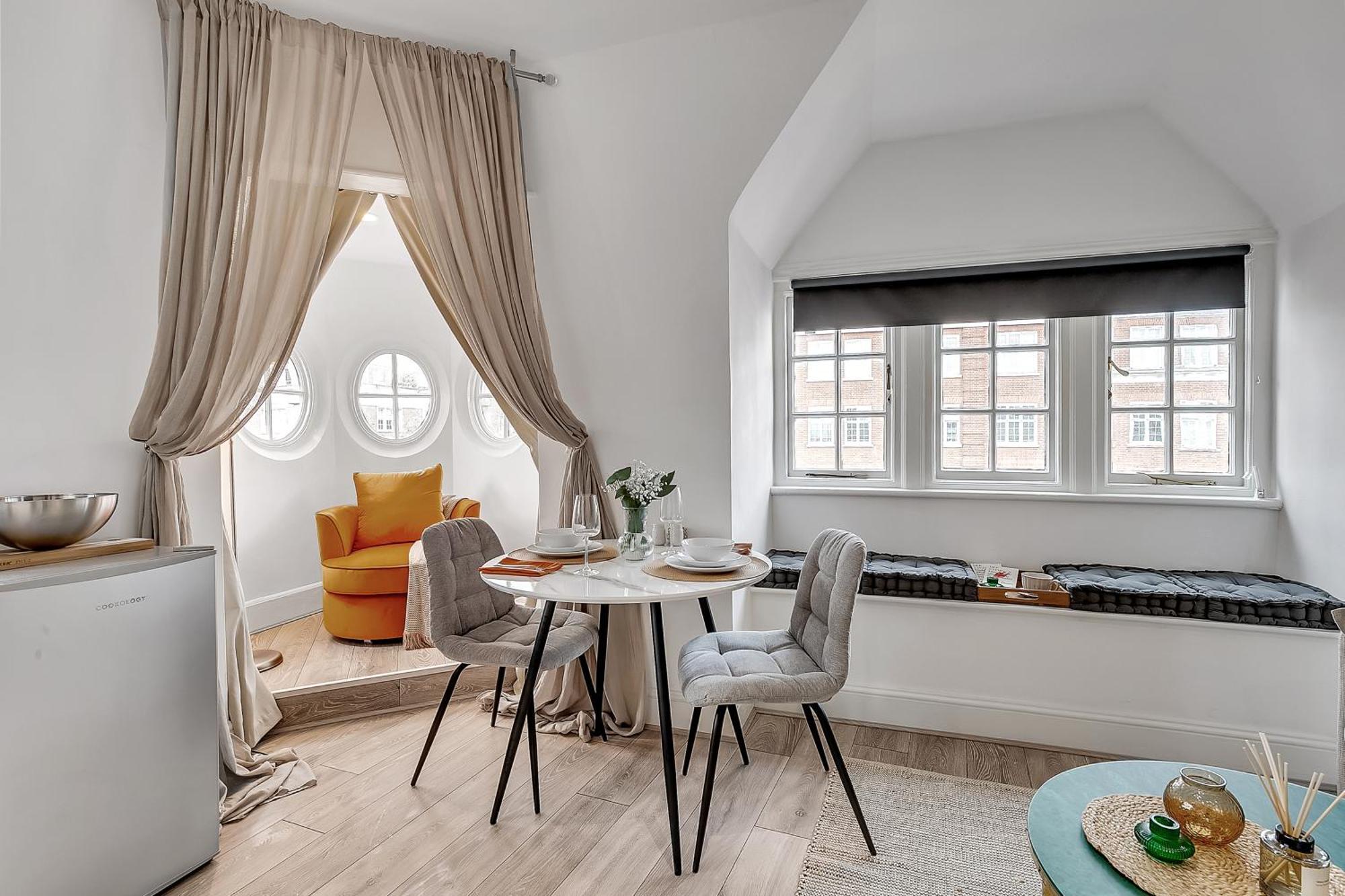 Lovely Kensington Apartments ลอนดอน ห้อง รูปภาพ